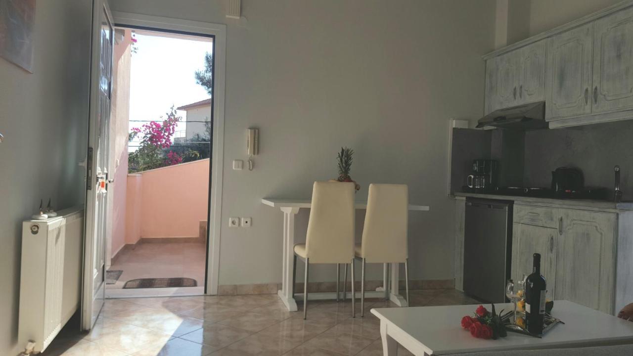Villa Rafaela يميناريا المظهر الخارجي الصورة