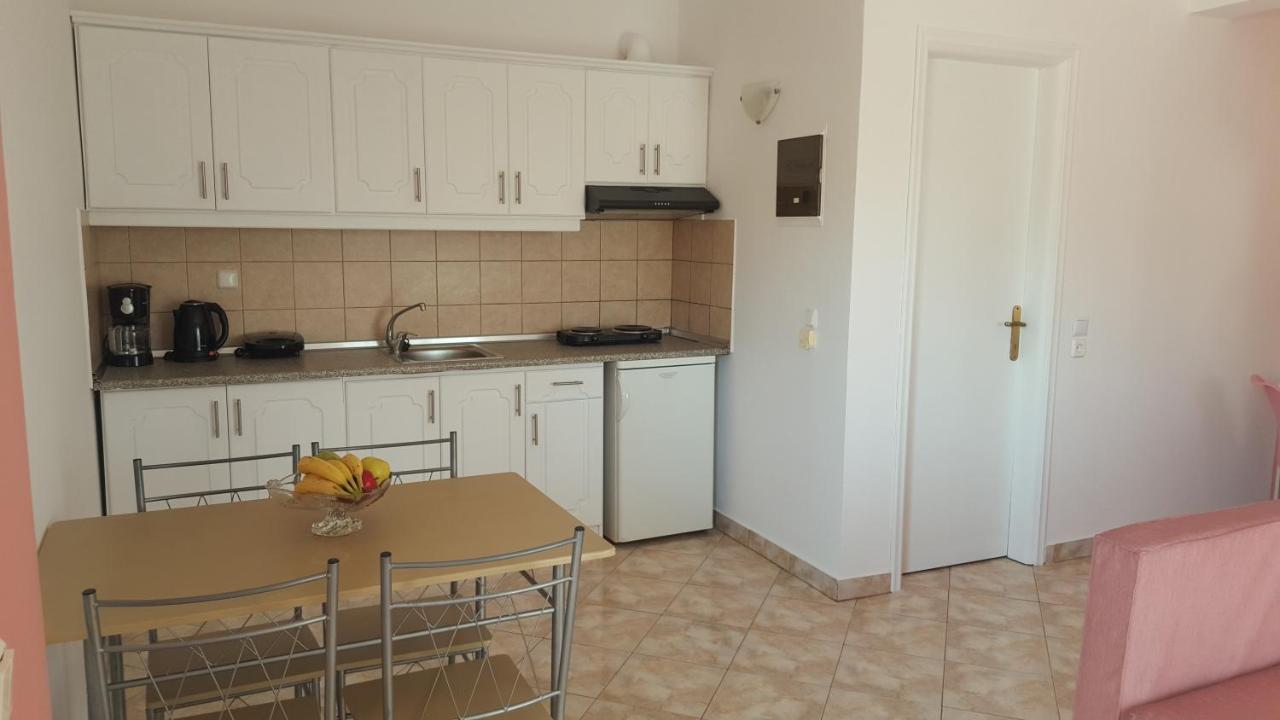 Villa Rafaela يميناريا المظهر الخارجي الصورة