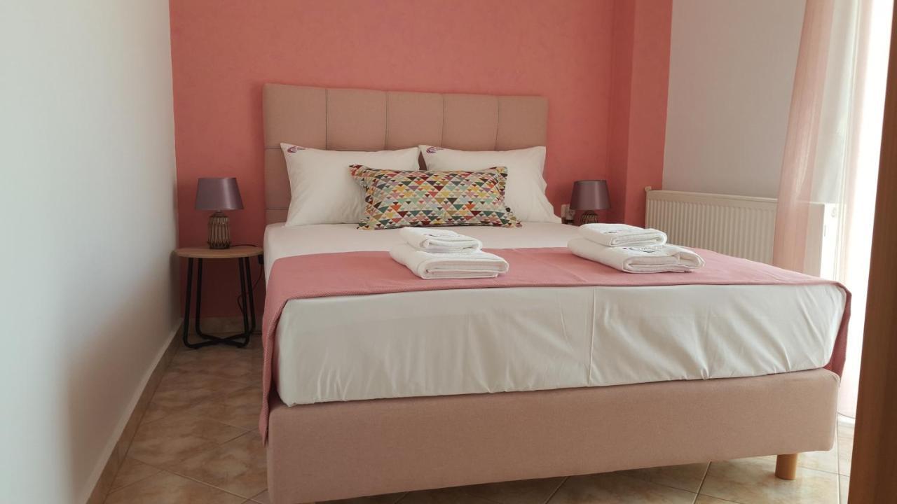 Villa Rafaela يميناريا المظهر الخارجي الصورة
