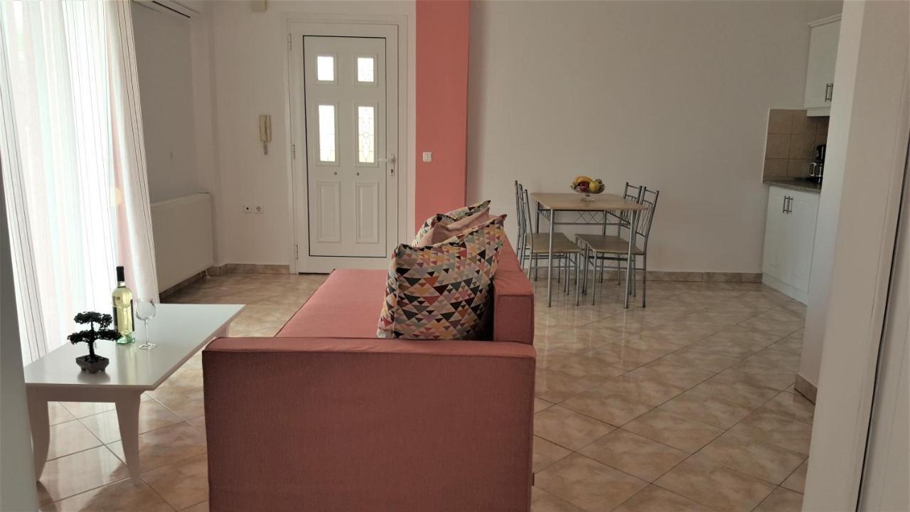 Villa Rafaela يميناريا المظهر الخارجي الصورة