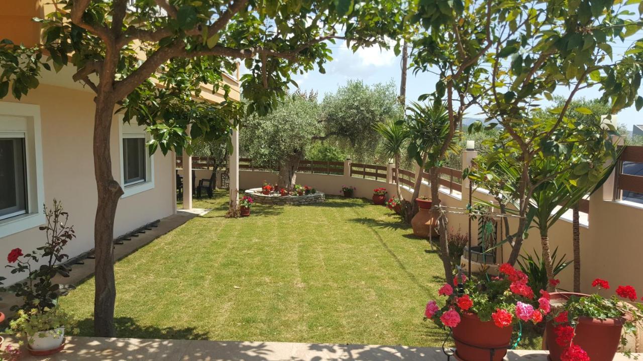 Villa Rafaela يميناريا المظهر الخارجي الصورة